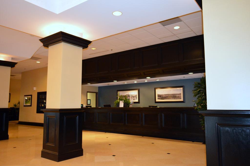 Red Lion Hotel Highpoint المظهر الخارجي الصورة