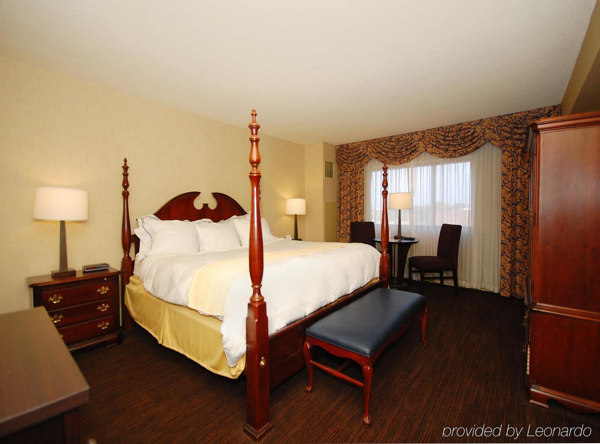 Red Lion Hotel Highpoint الغرفة الصورة