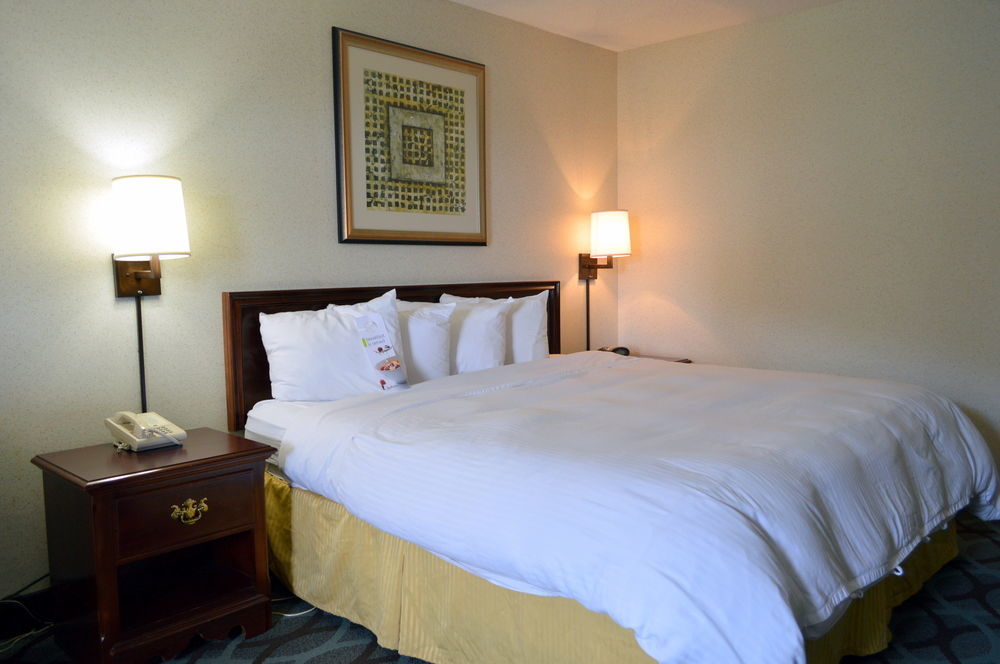 Red Lion Hotel Highpoint المظهر الخارجي الصورة